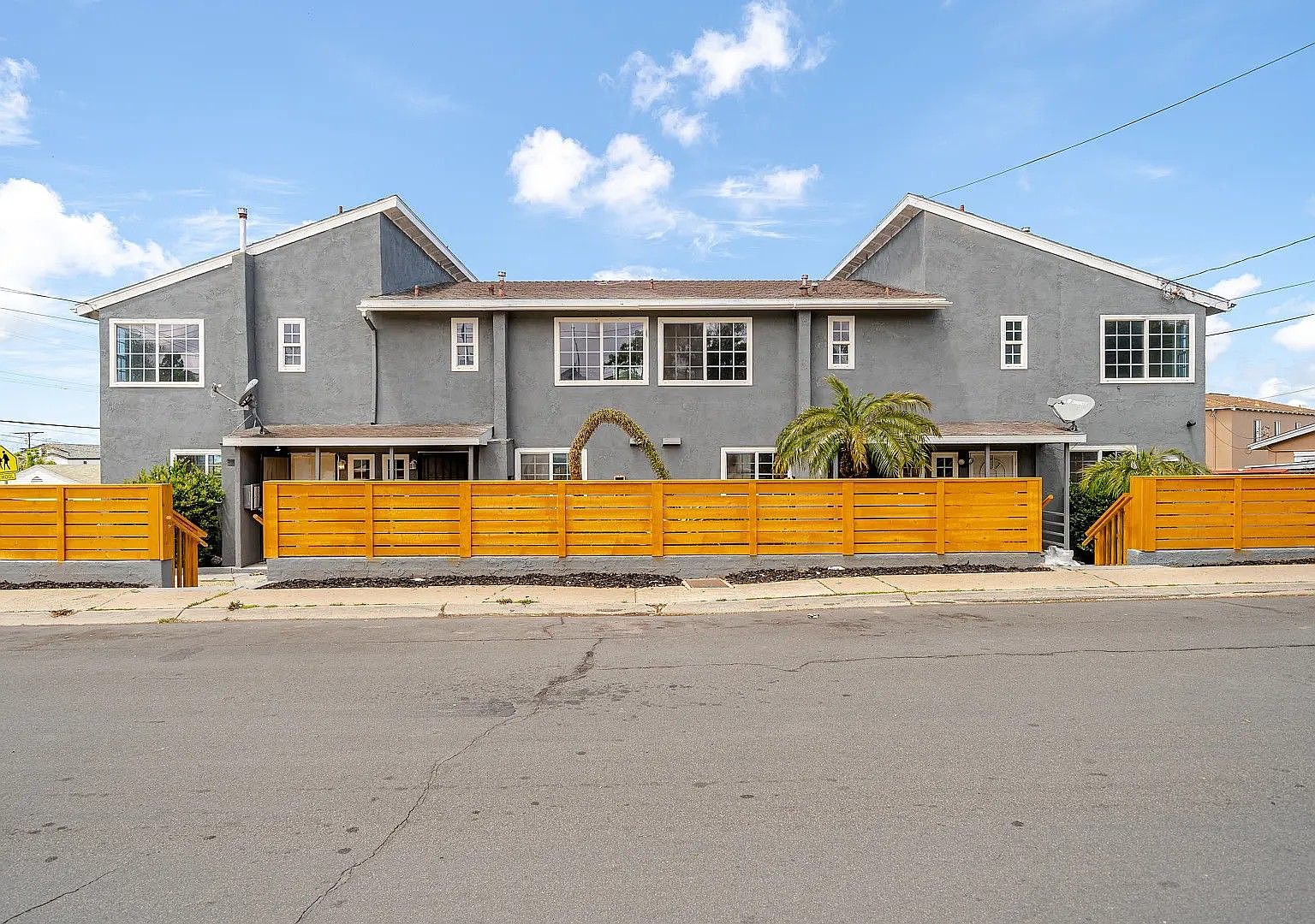 2104 Drescher Street photo 2