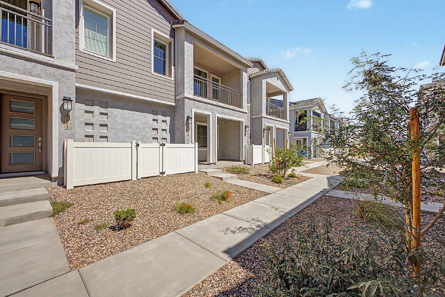 8149 E Petunia Ave photo 3