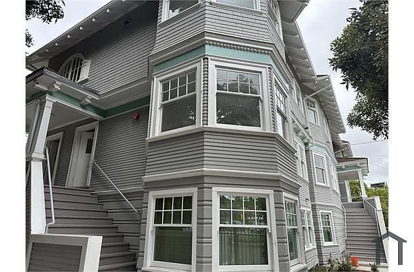 471 34th St photo 2