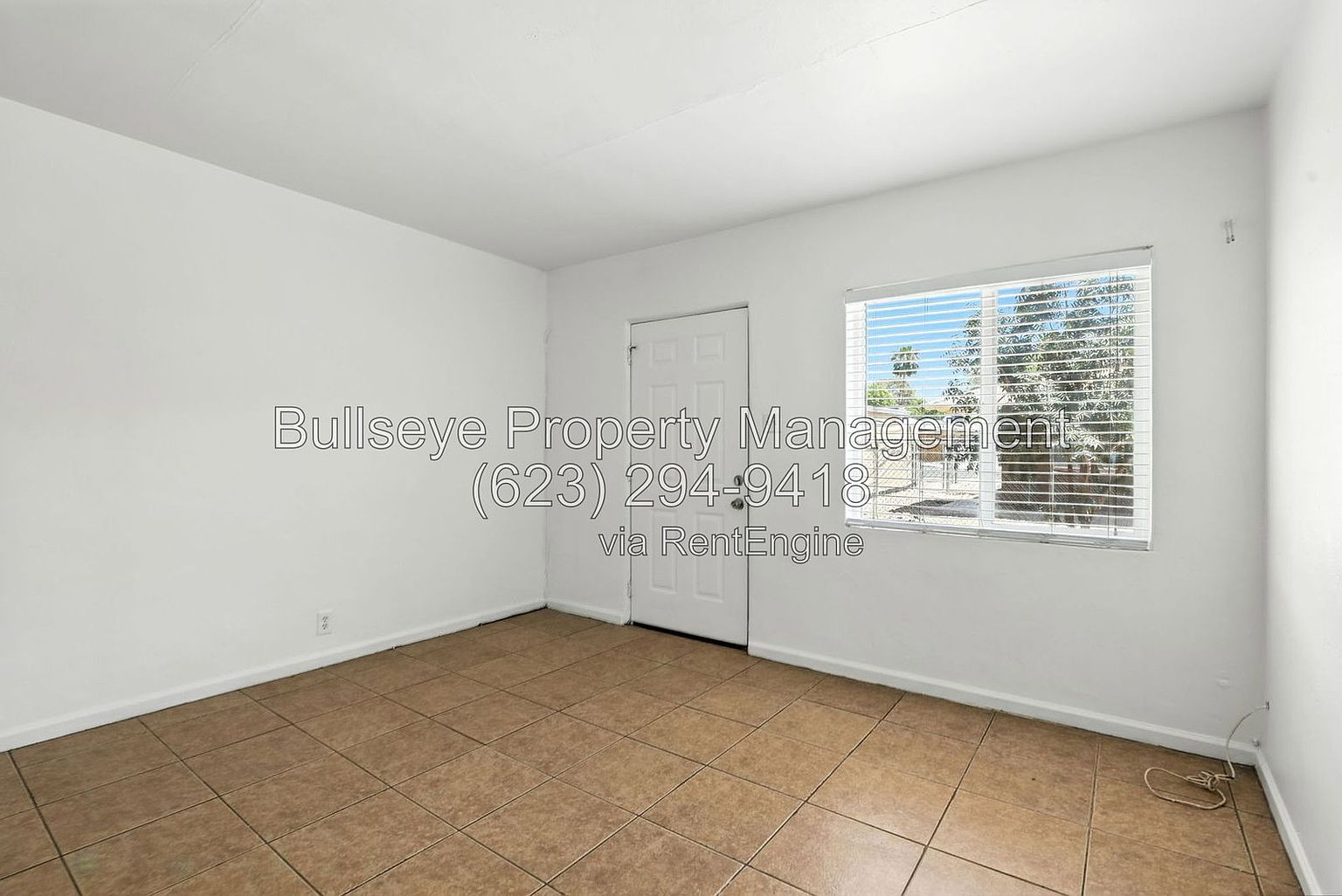 303 W Highland Ave photo 4