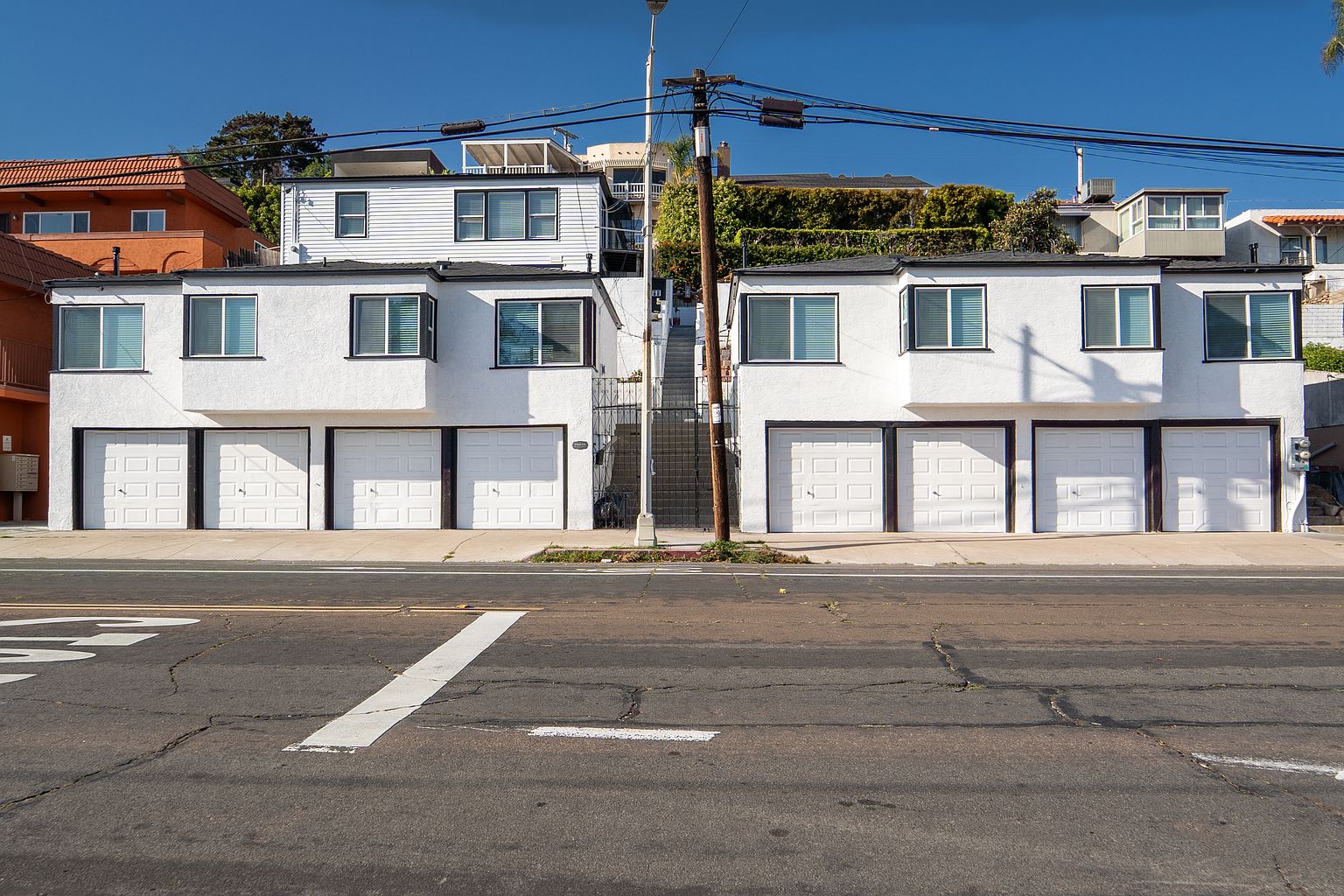 1908 San Diego Ave photo 3