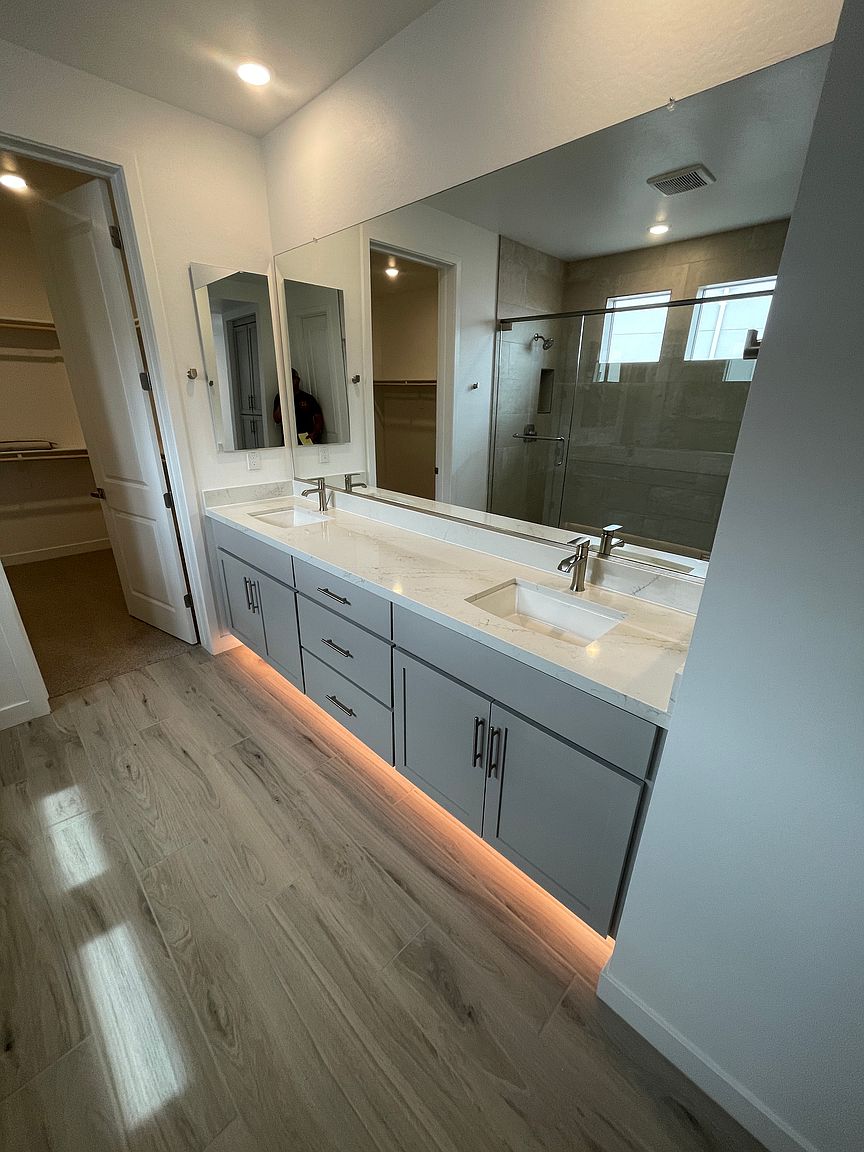 7938 W Griswold Rd Peoria, AZ 85345 photo 5