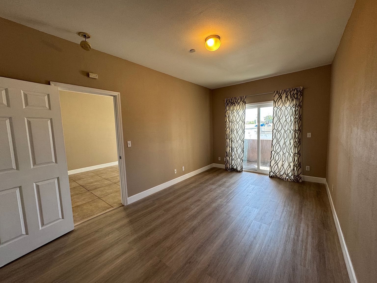 1305 Park St photo 4