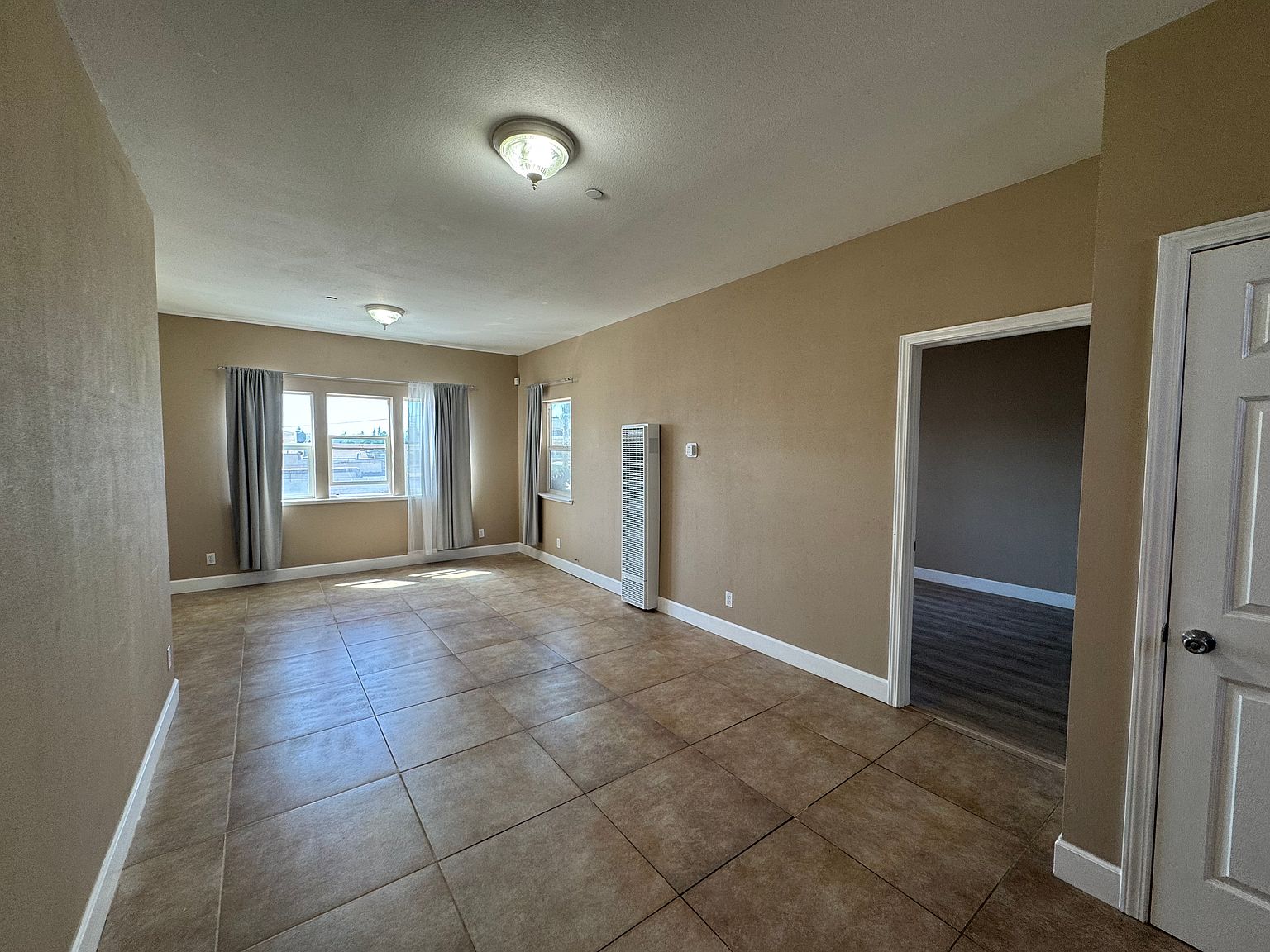 1305 Park St photo 3
