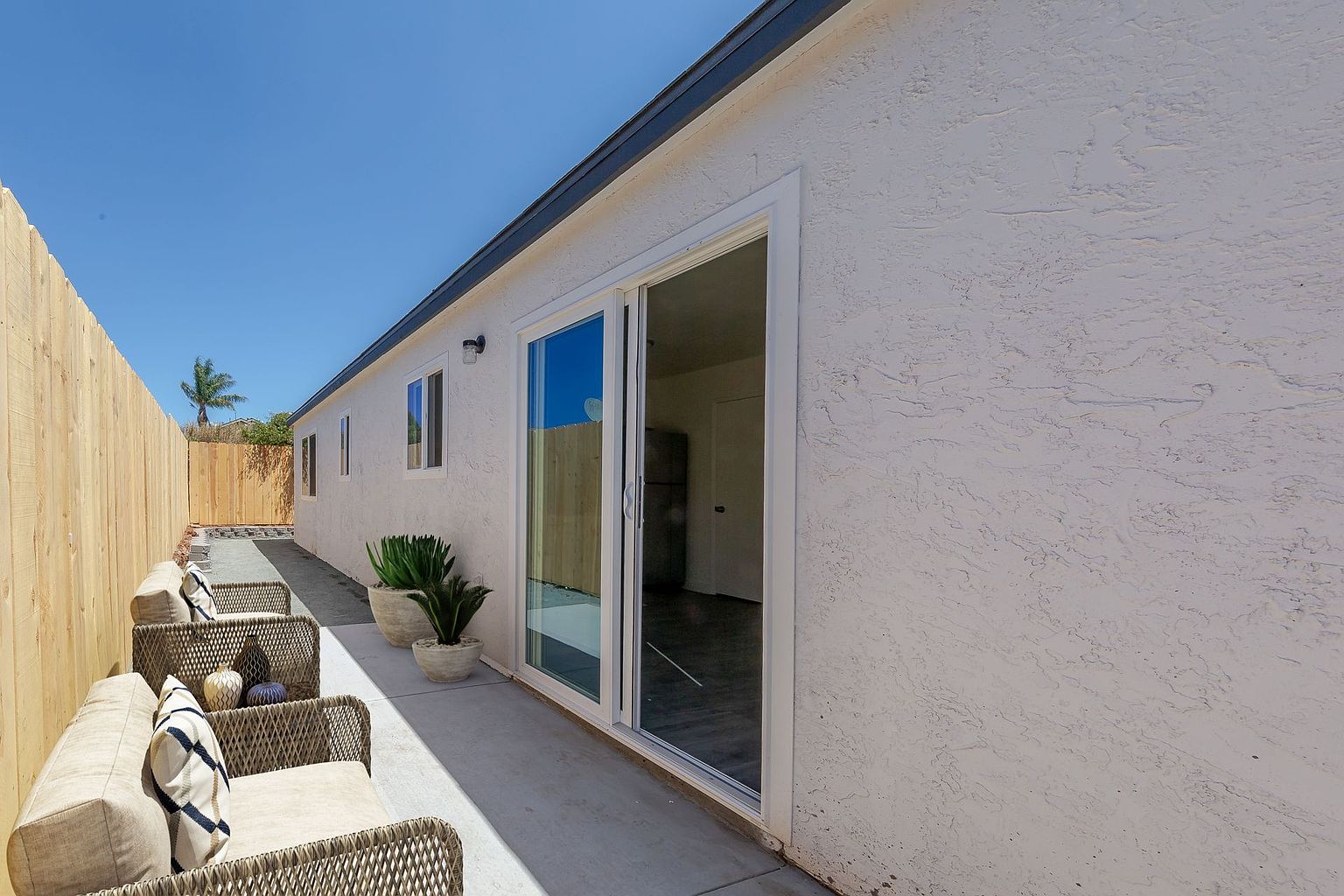 6752-6770 Solita Ave photo 4