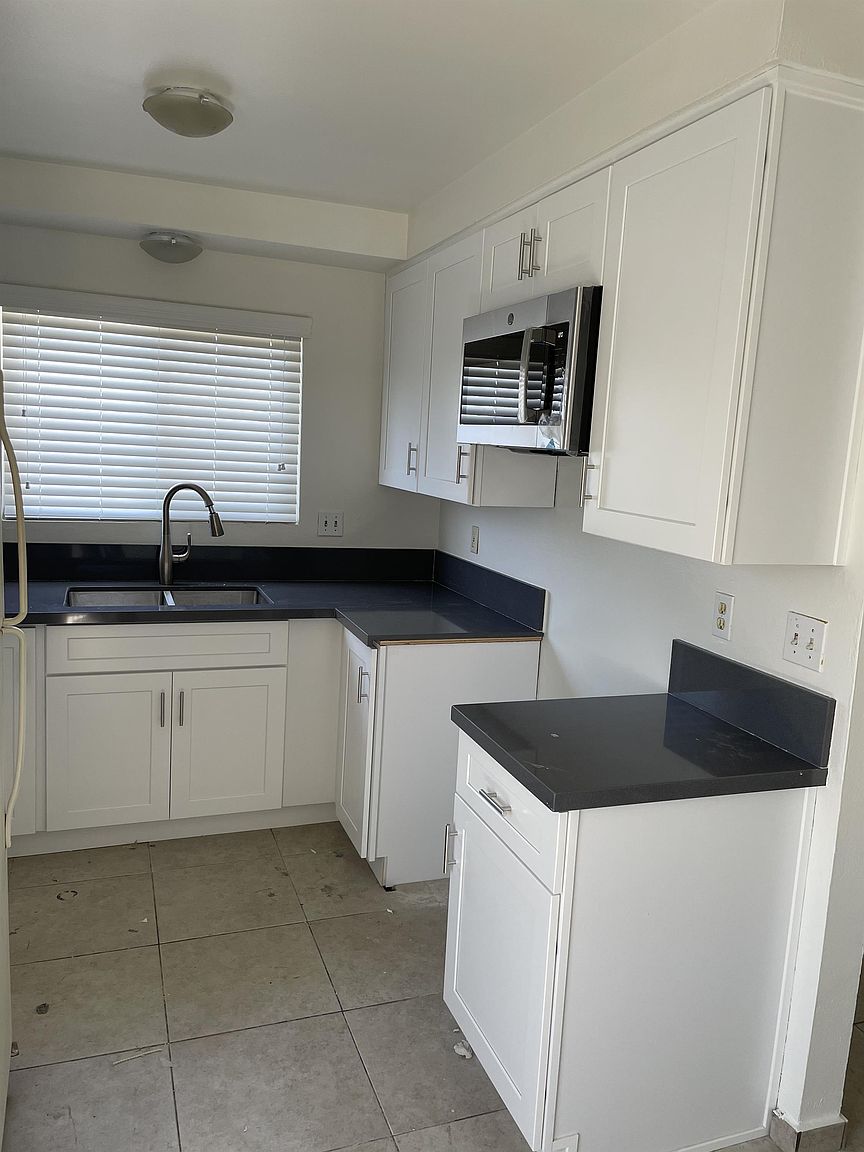5368 Imperial Ave photo 5