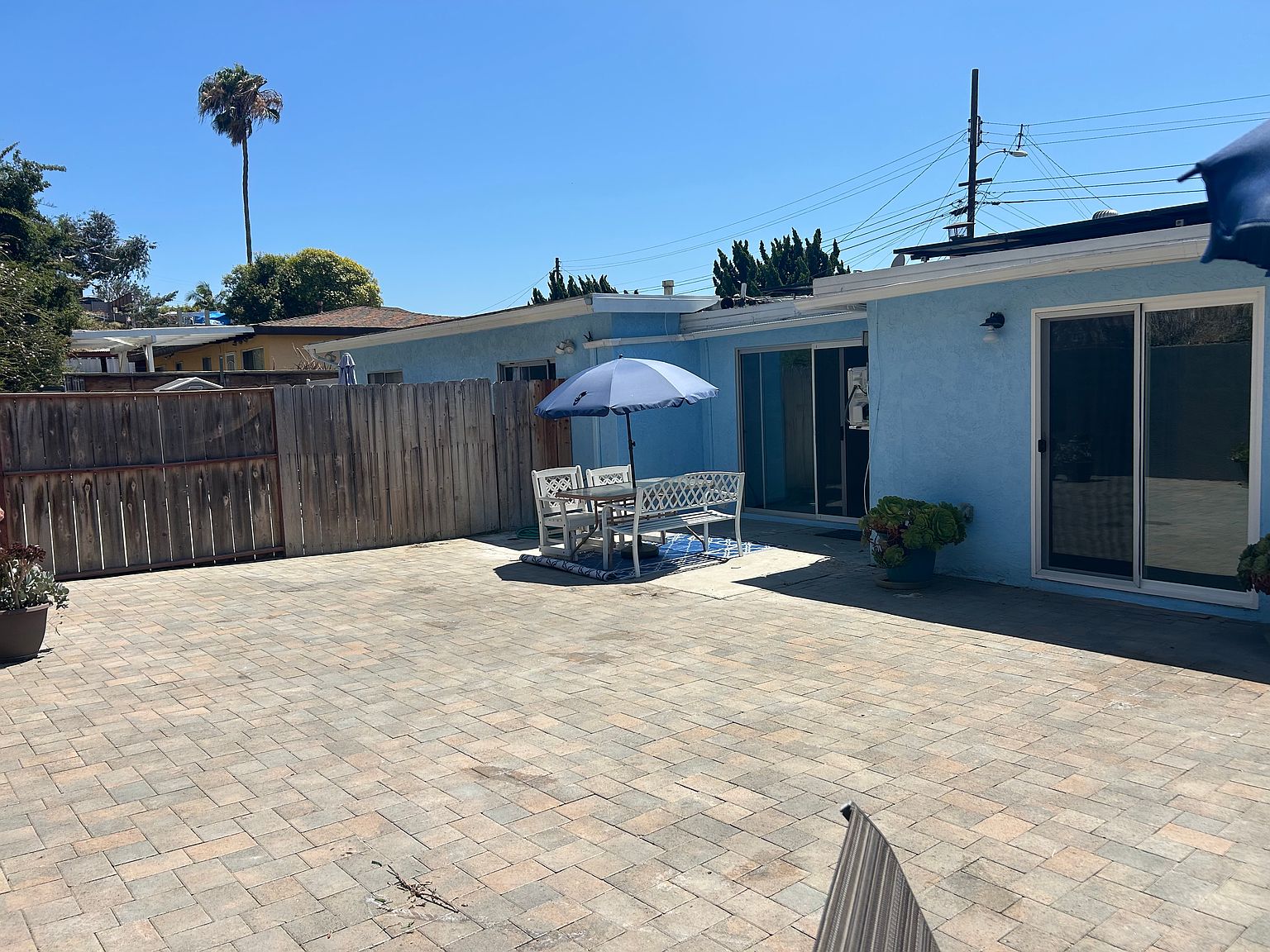 1019 Mission Ct photo 2
