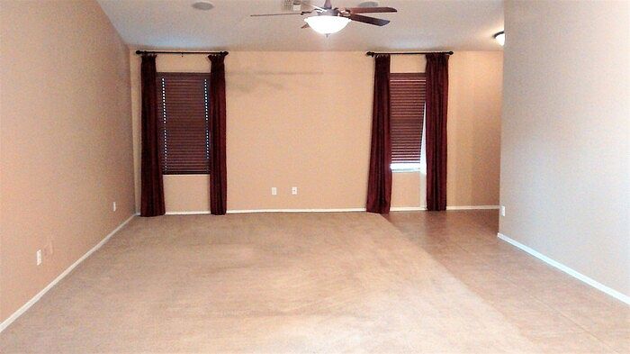 2965 E Blue Ridge Way photo 3