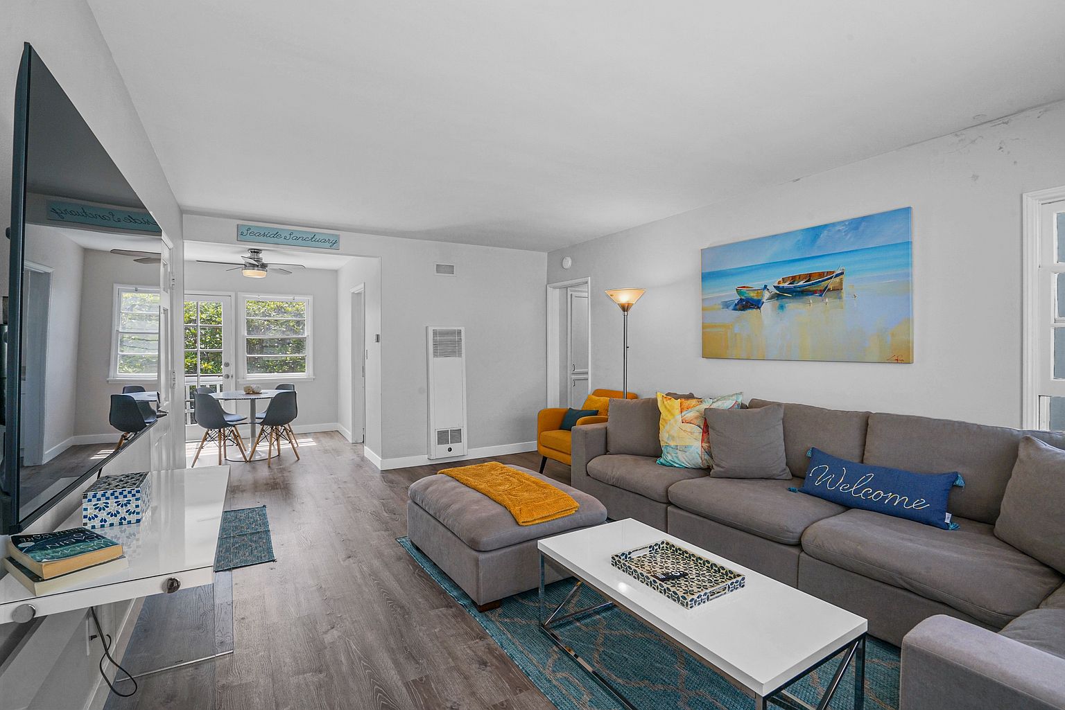 840 Felspar St photo 3