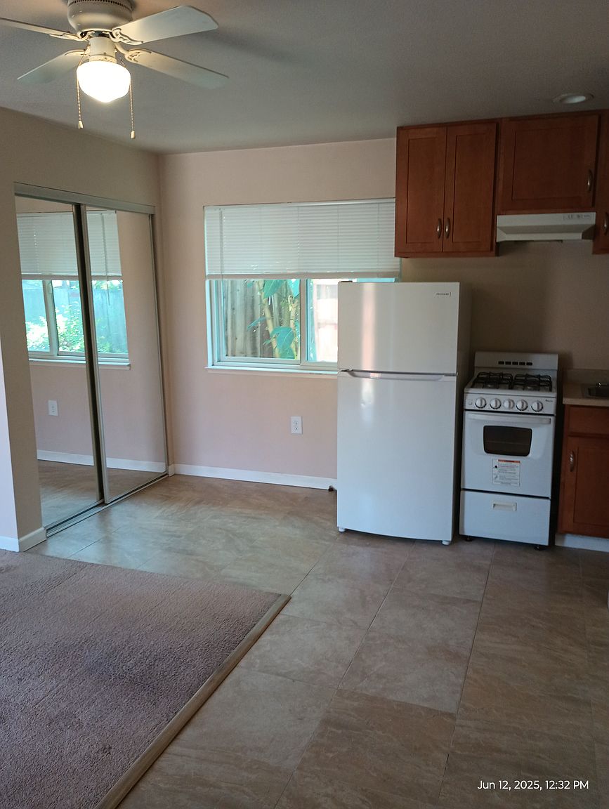 132 Sherrod Ct photo 2