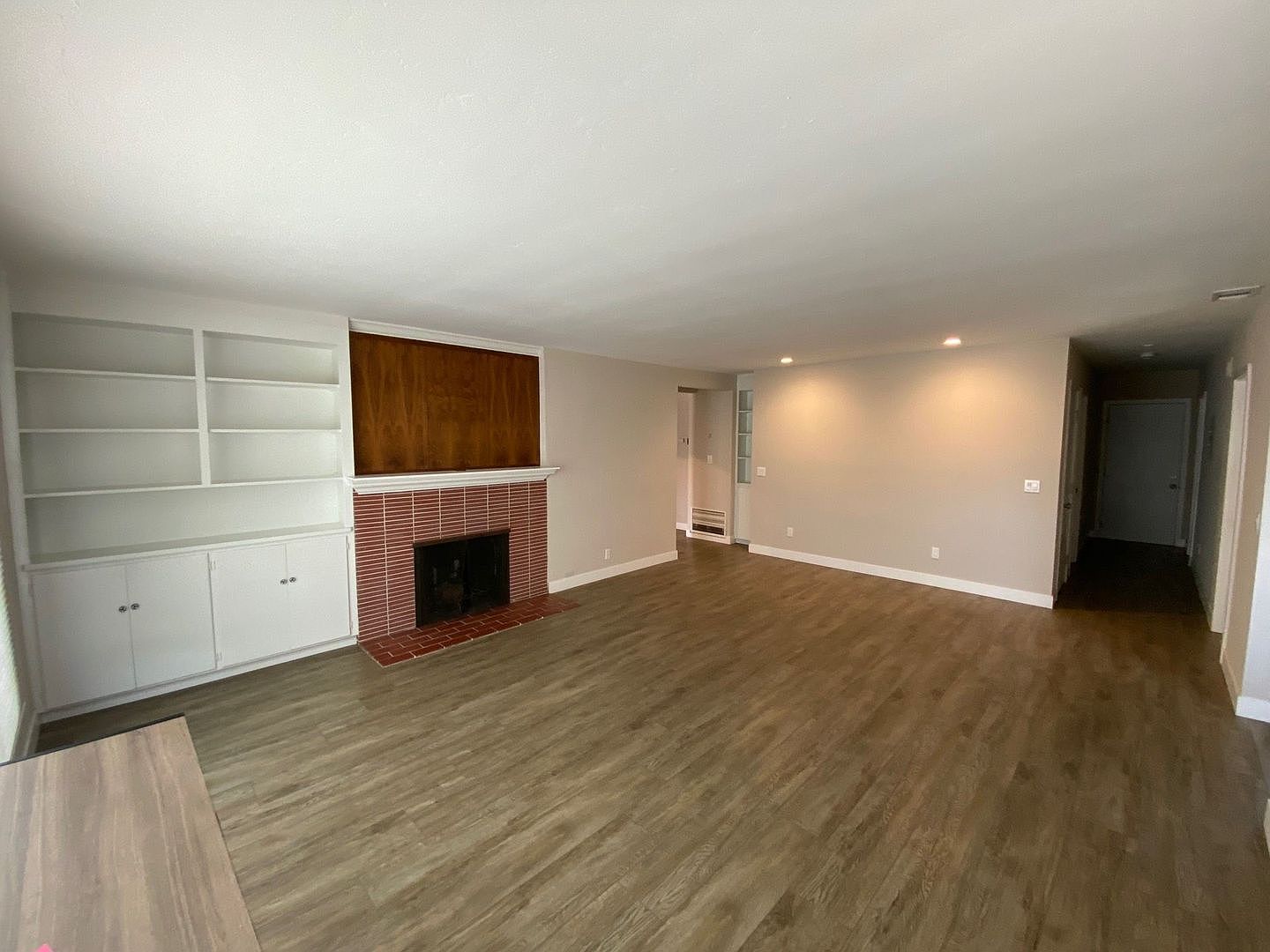 4845 63rd St photo 3
