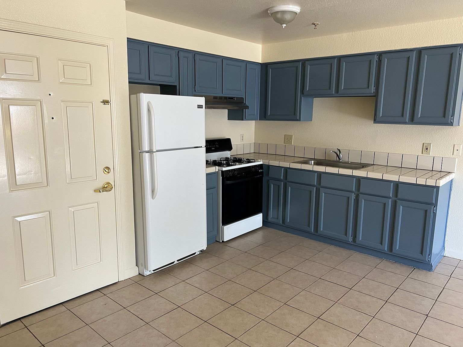 Casa Linda Apartments photo 3