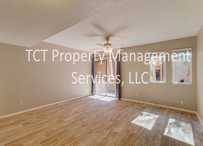 604 E Weber Dr Tempe, AZ 85288 photo 2