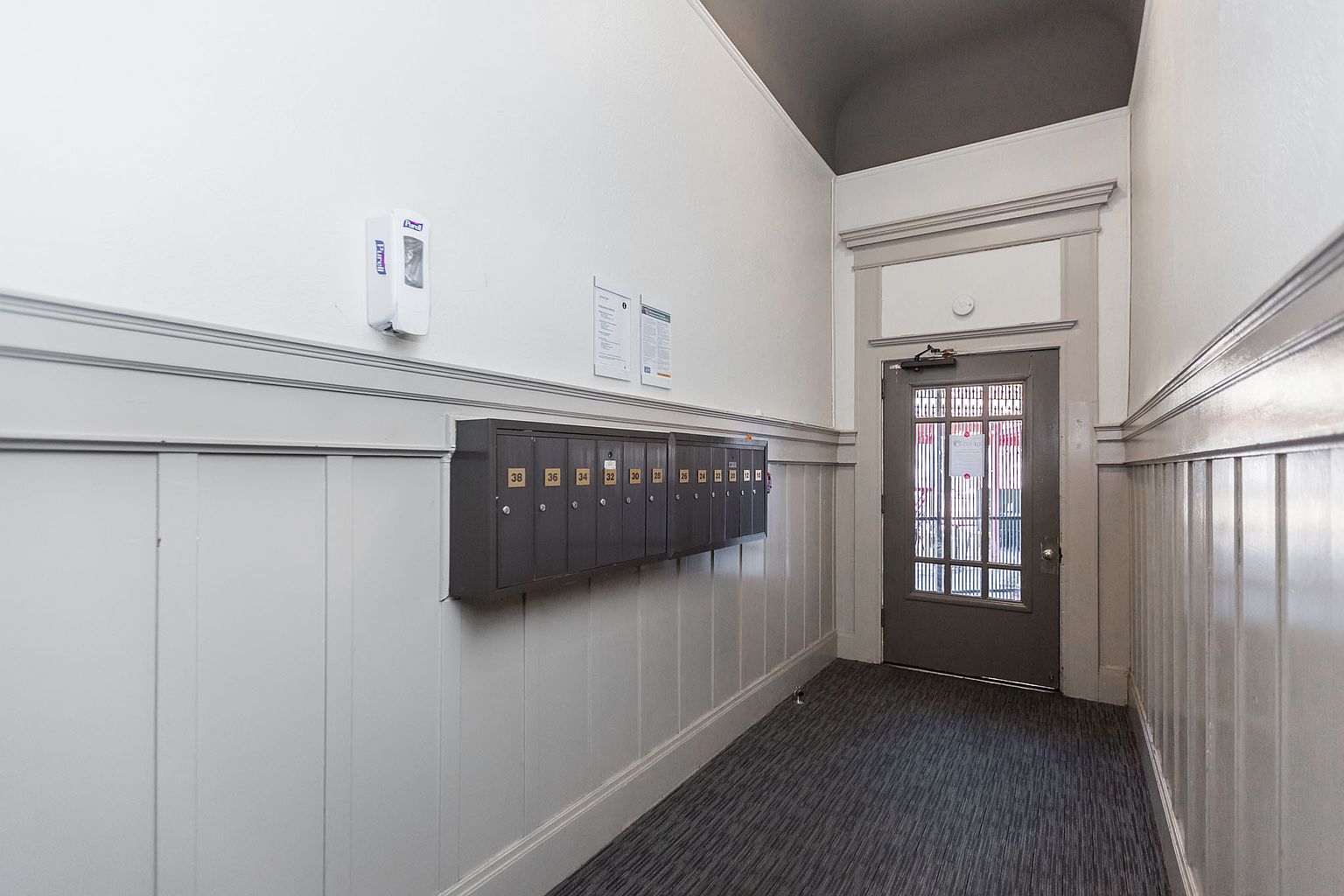 2339 Market photo 2