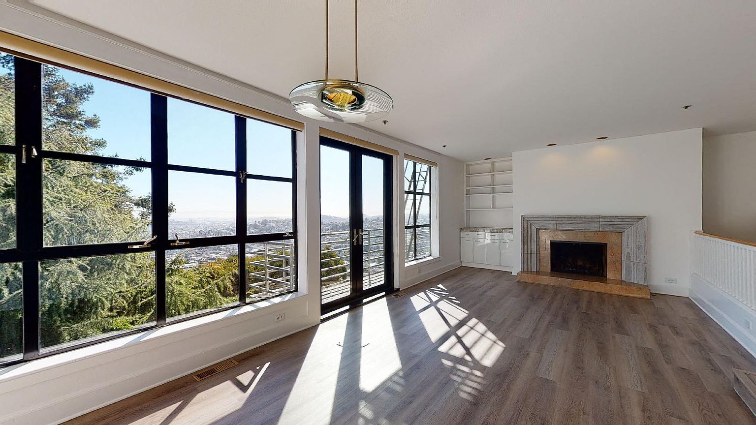 3 Bed, 2.5 Bath photo 2