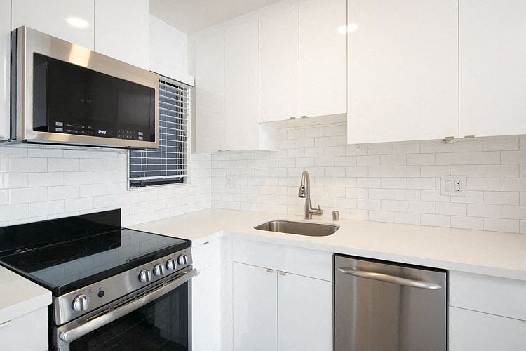 Renovated 1 Bed, 1 Bath photo 2