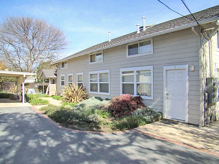 2931 - 2933 Louis Road photo 3