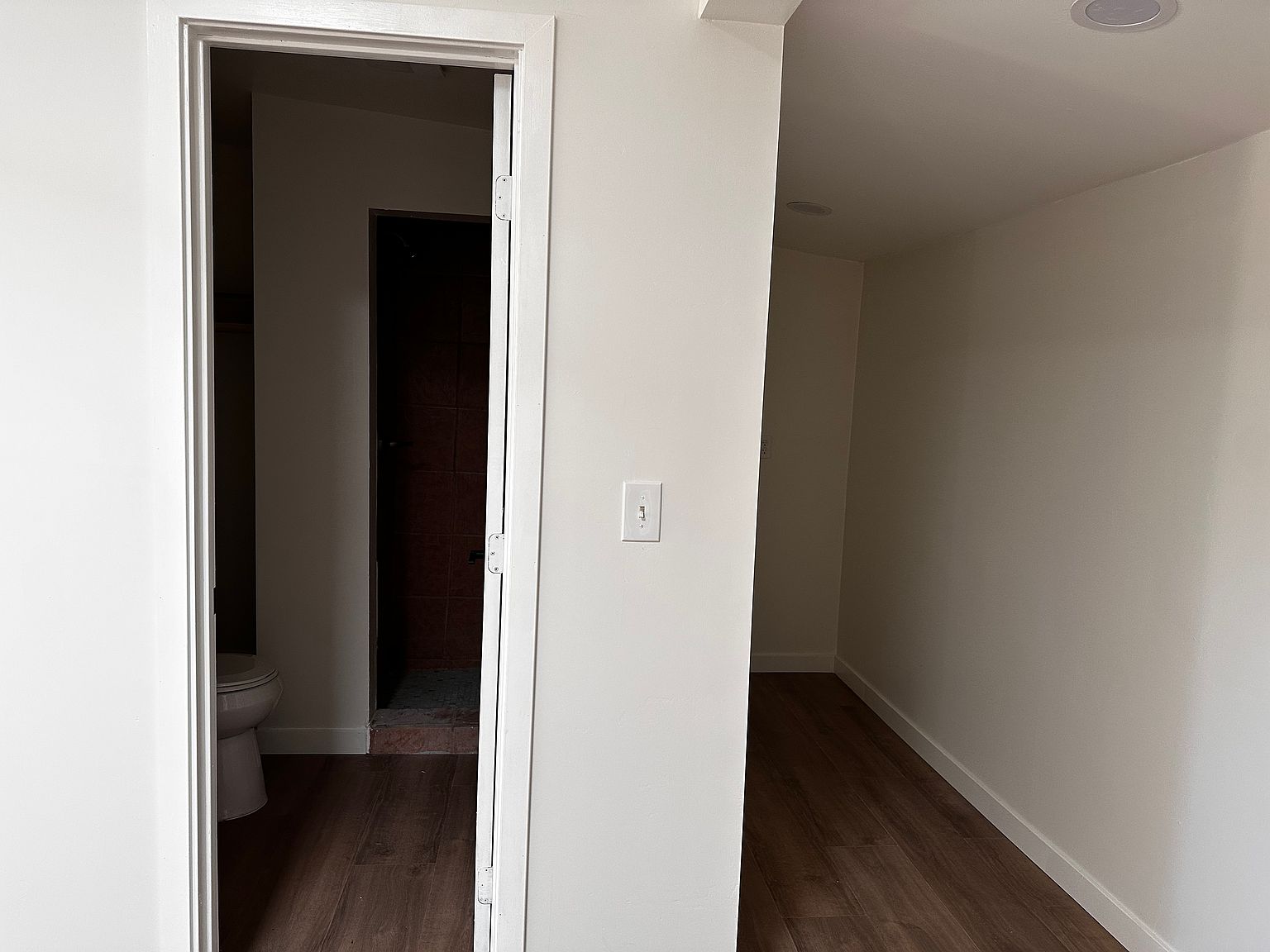 435 E St photo 5