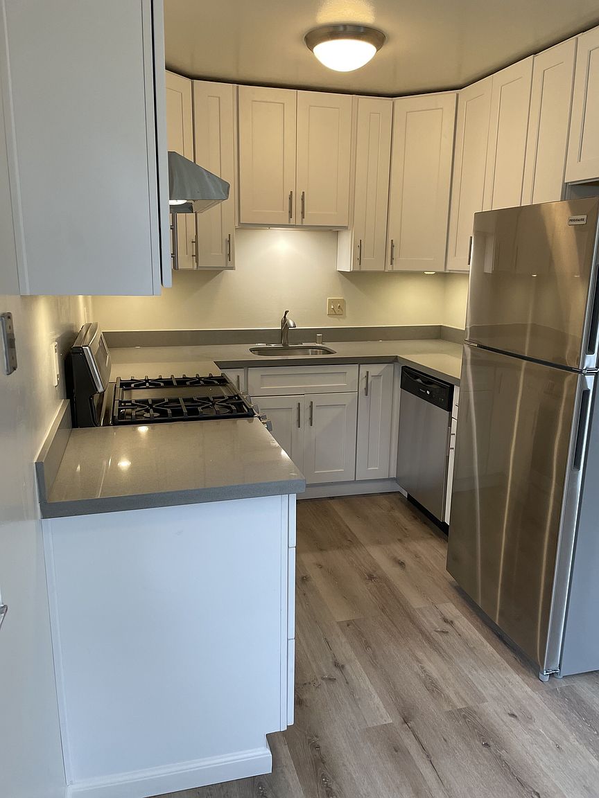 2BR/1BA Apartment on Liberty St · El Cerrito photo 2