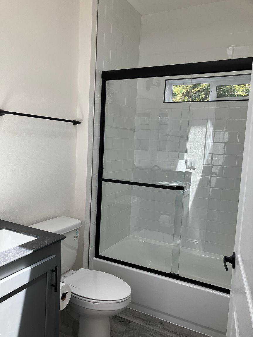 2BR/1BA In Law Adu on Fairview Dr · Napa photo 3