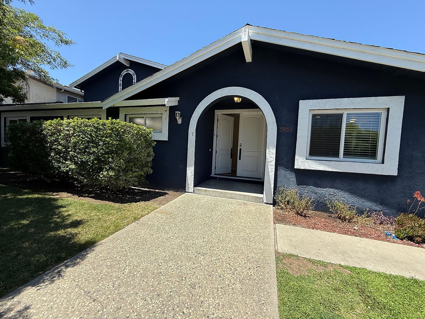 3BR/2BA Apartment on El Zuparko Dr · San Jose photo 3