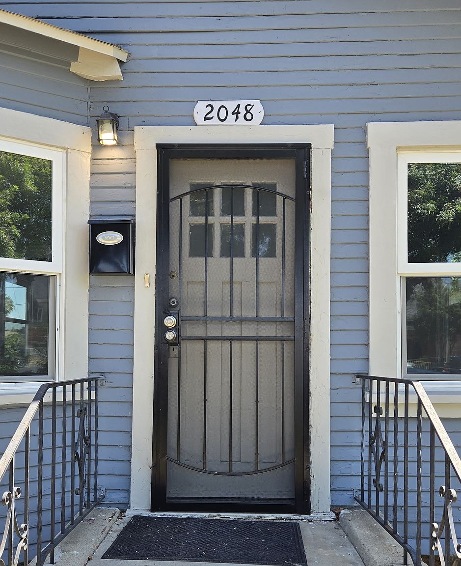 2048 Ocean View Blvd photo 4