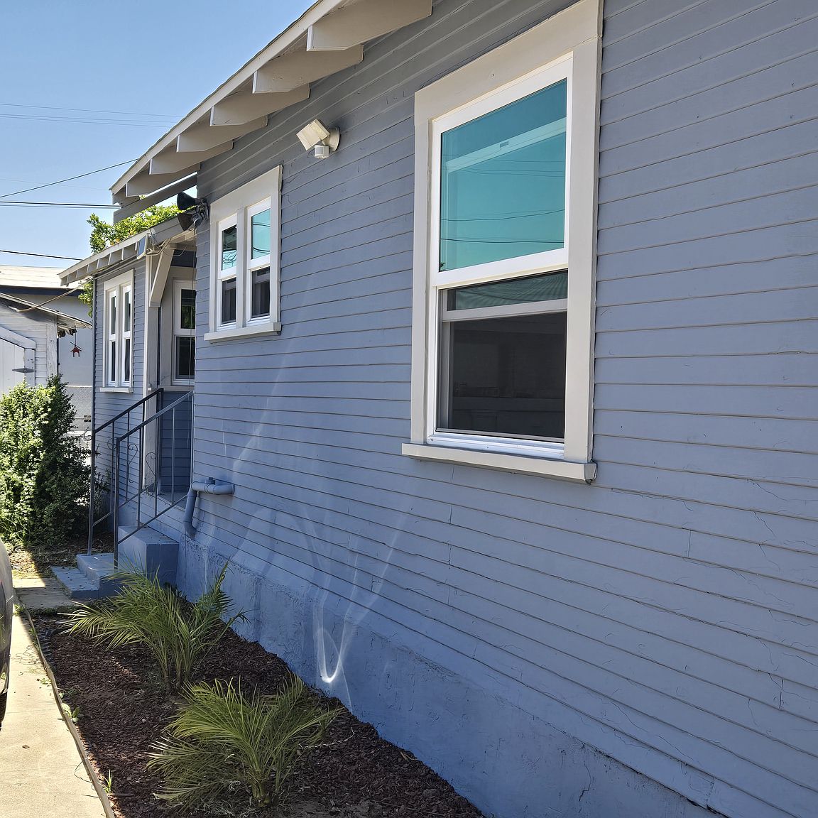2048 Ocean View Blvd photo 5