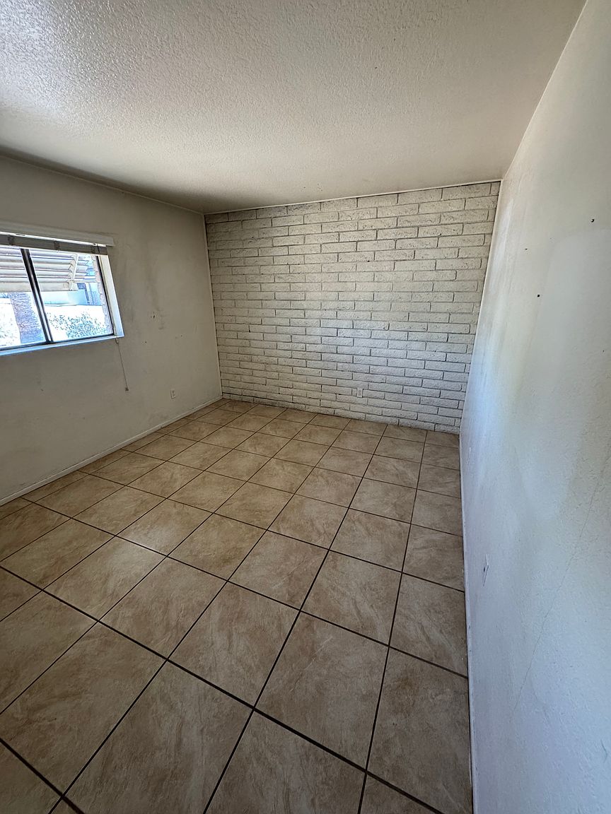 424 W Pebble Beach Dr photo 2