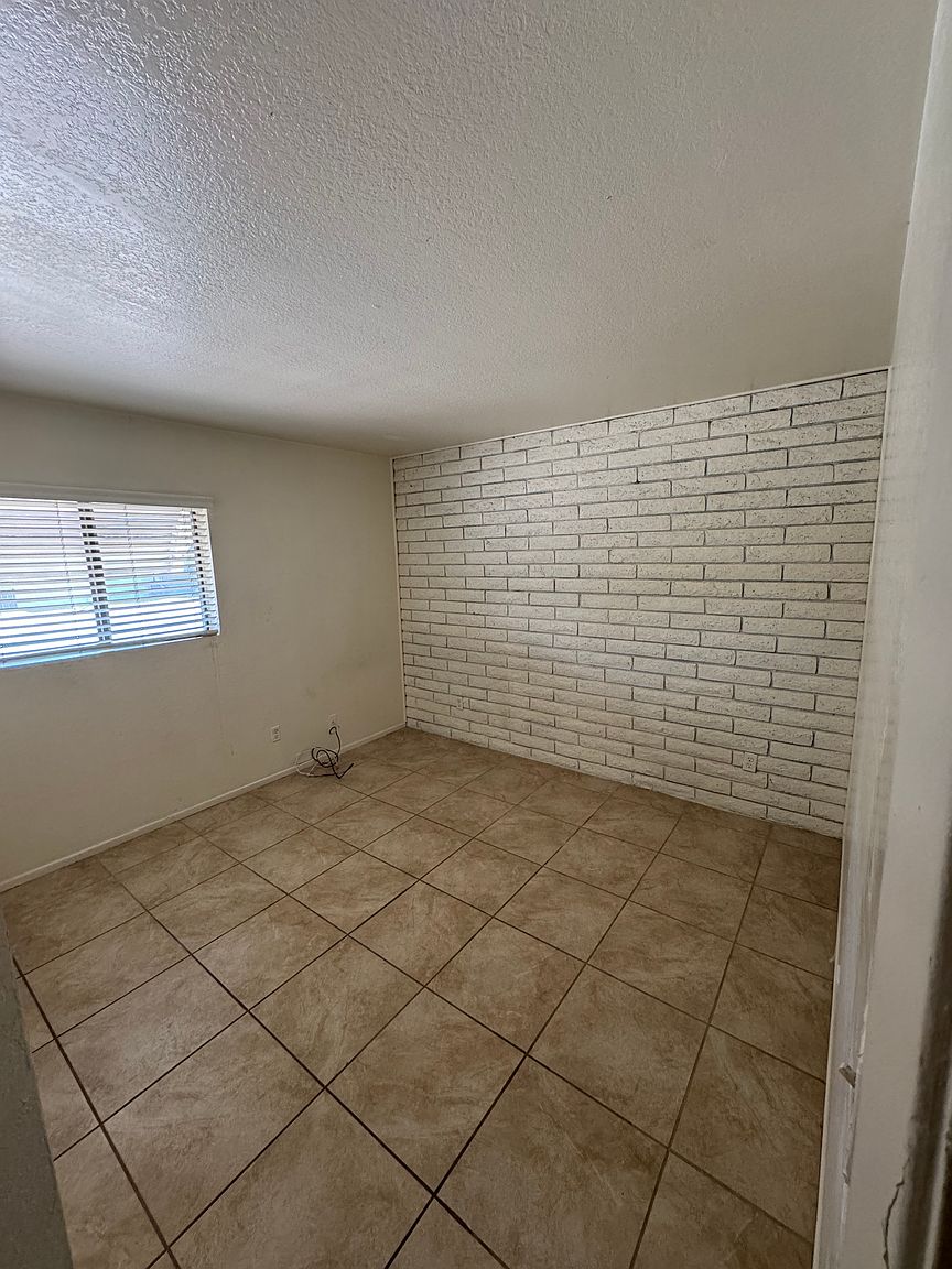 424 W Pebble Beach Dr photo 4