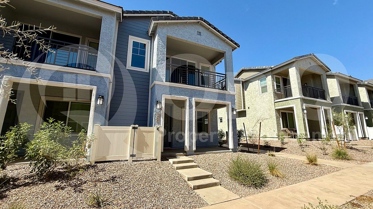 8149 E Petunia Ave photo 4