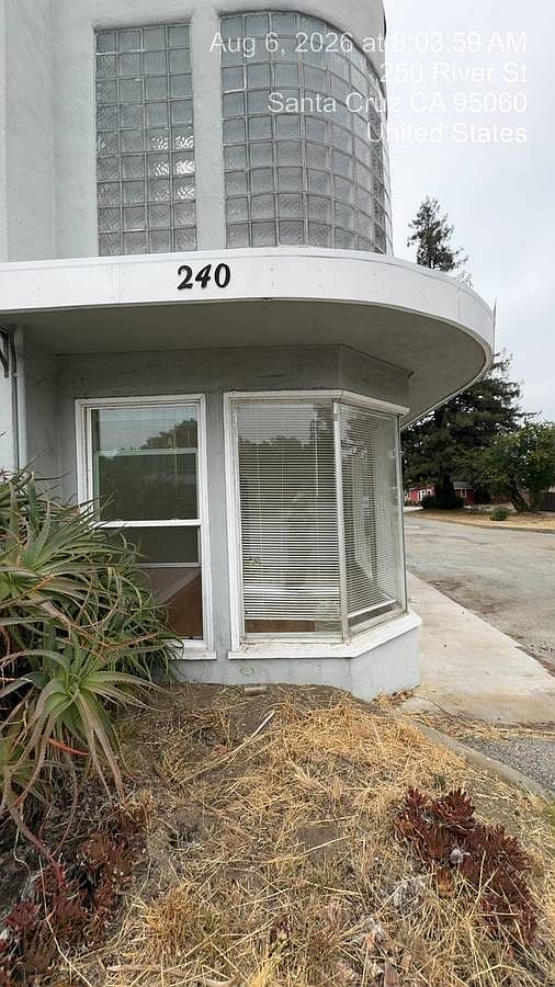 240 River St Santa Cruz, CA 95060 photo 4