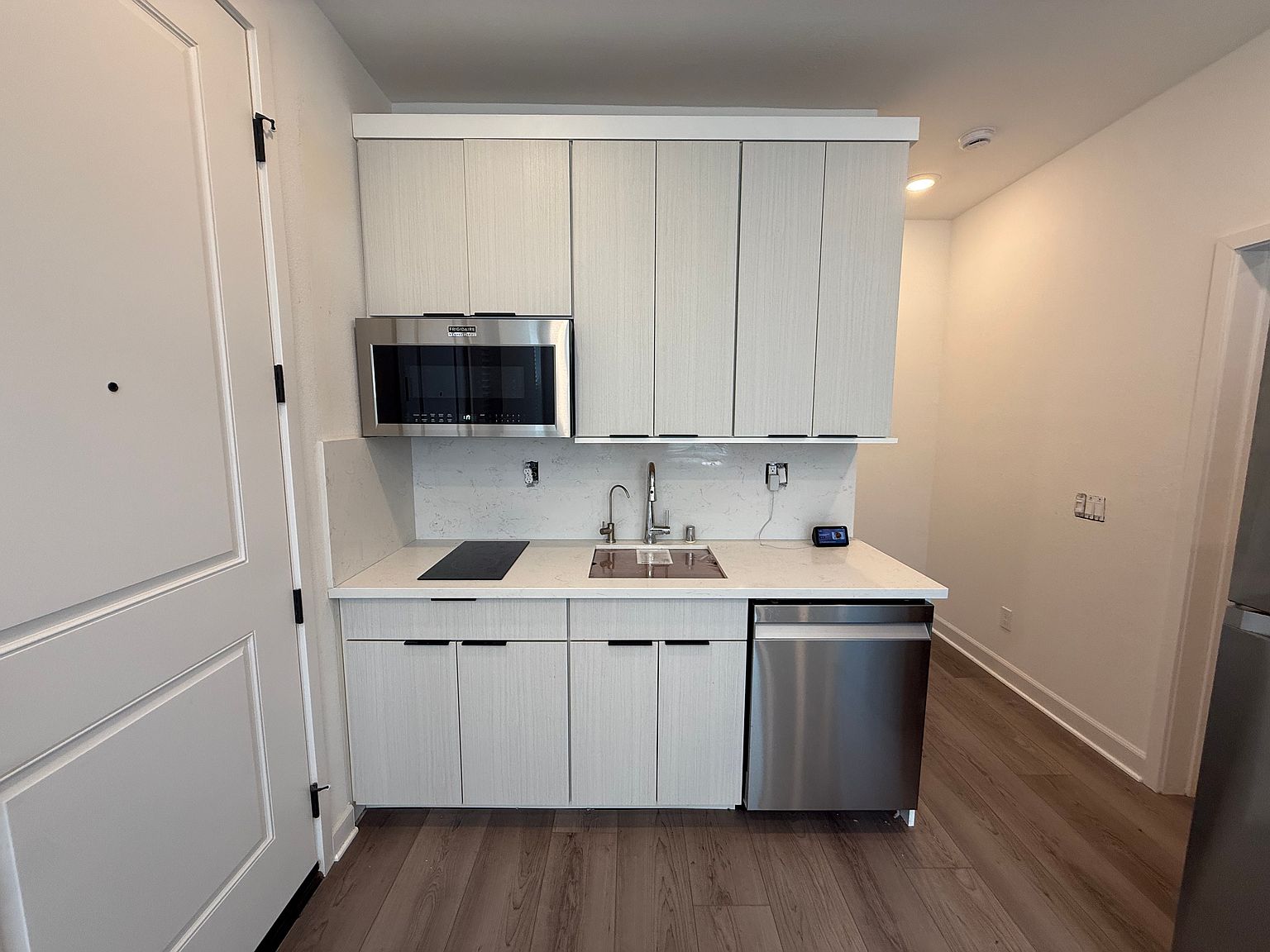 11812 Ella Way photo 2