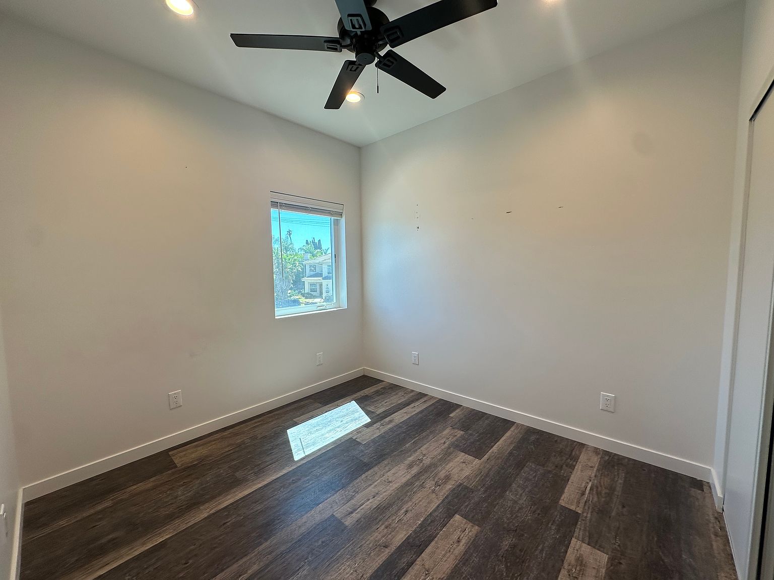 4755 63rd St photo 5