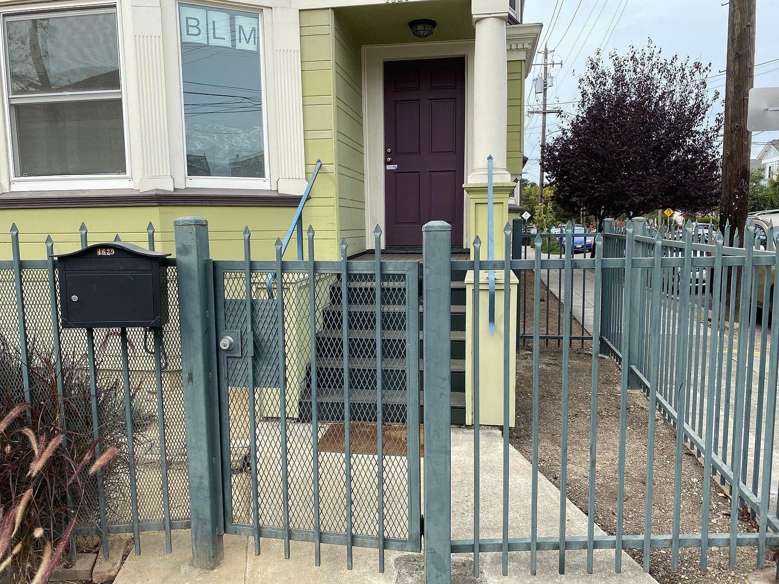 2BR/1BA Other on Shattuck Ave · Oakland photo 3