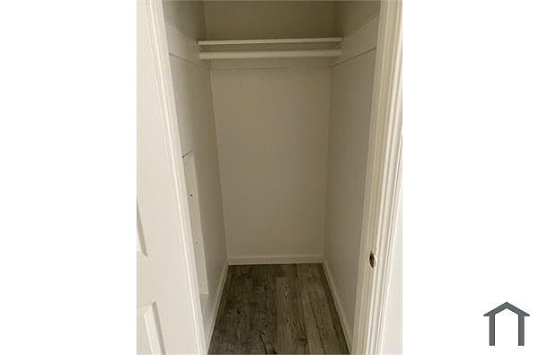 1246 80th Ave photo 4