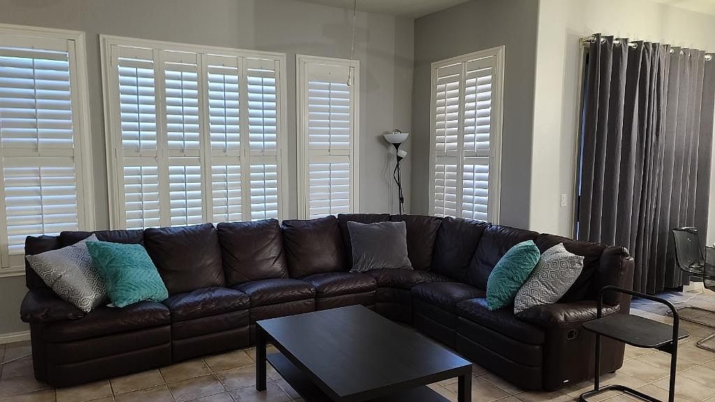 3131 E Legacy Dr photo 2