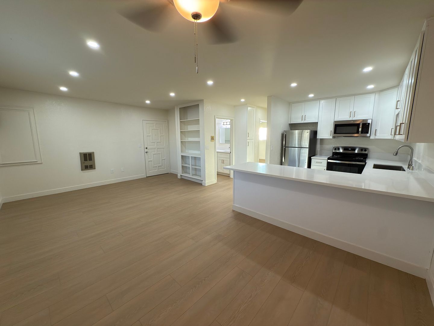 9 photo 4