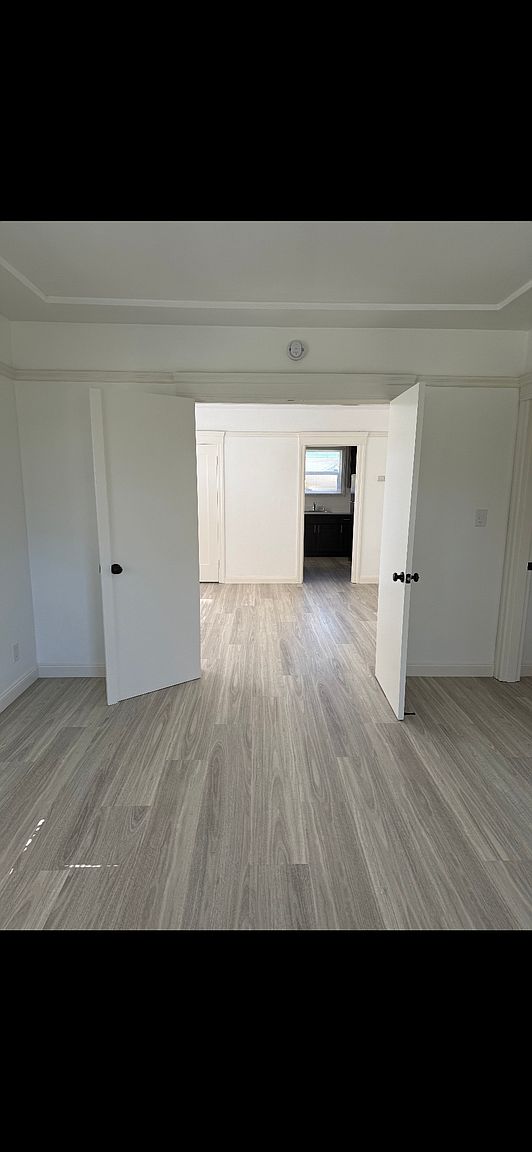 631 34th St photo 2