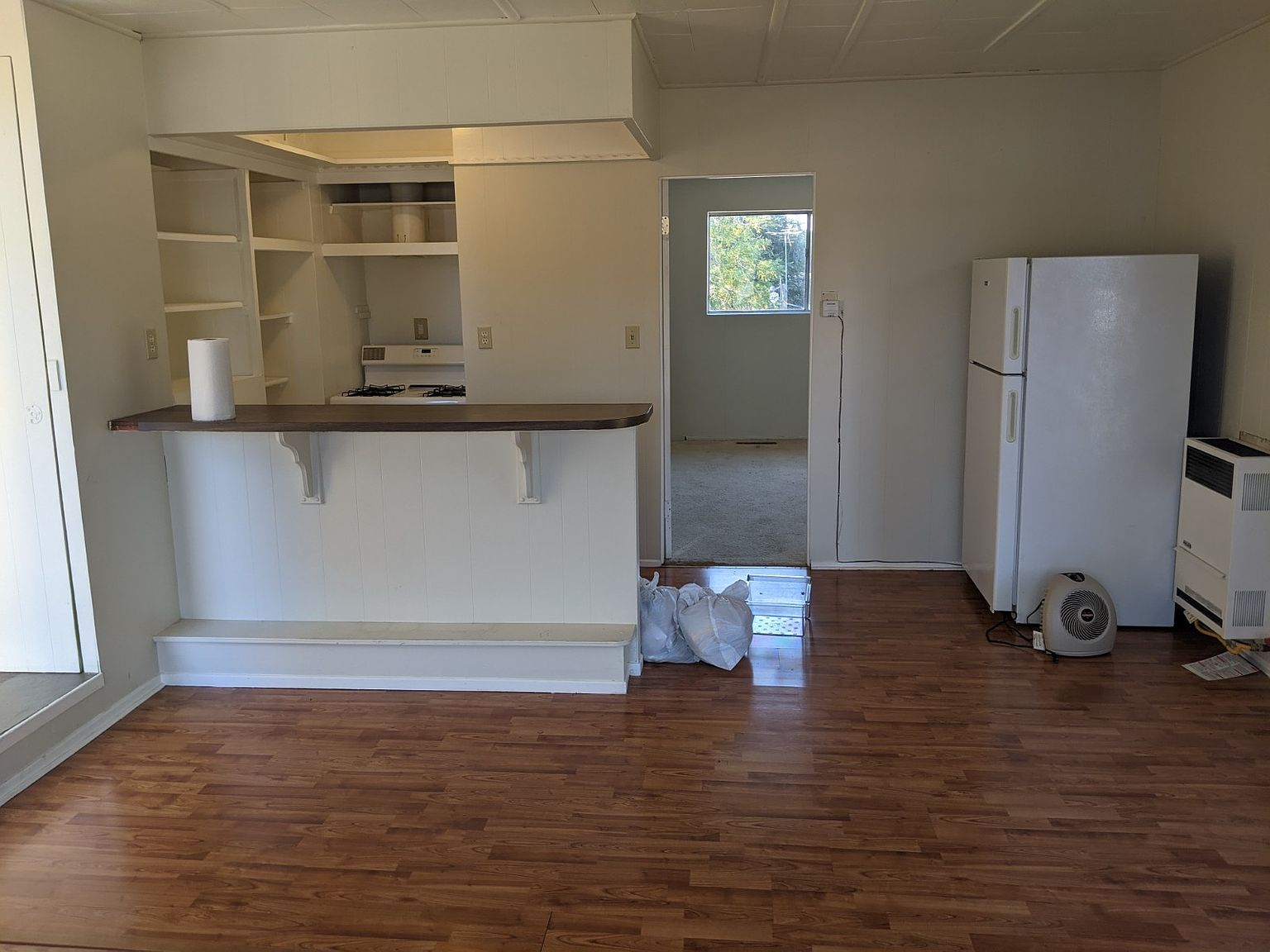 2570 Bodega Ave photo 3