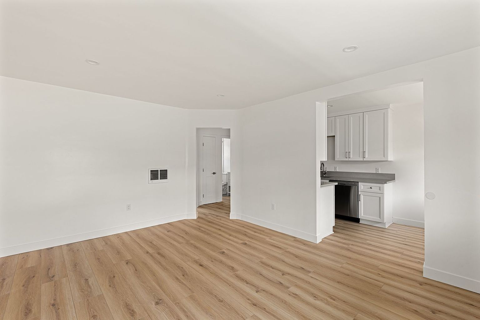 4055 Utah St photo 3