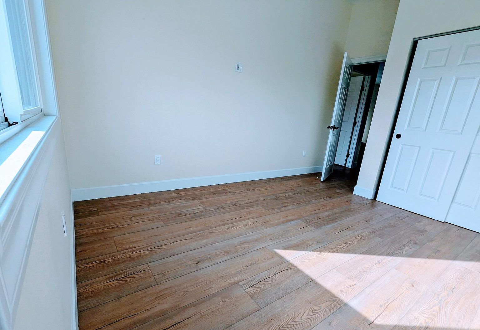 2009 Chardonnay Way photo 4