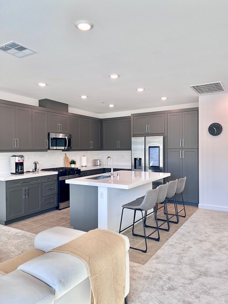 14307 Ocean Jasper Way photo 3