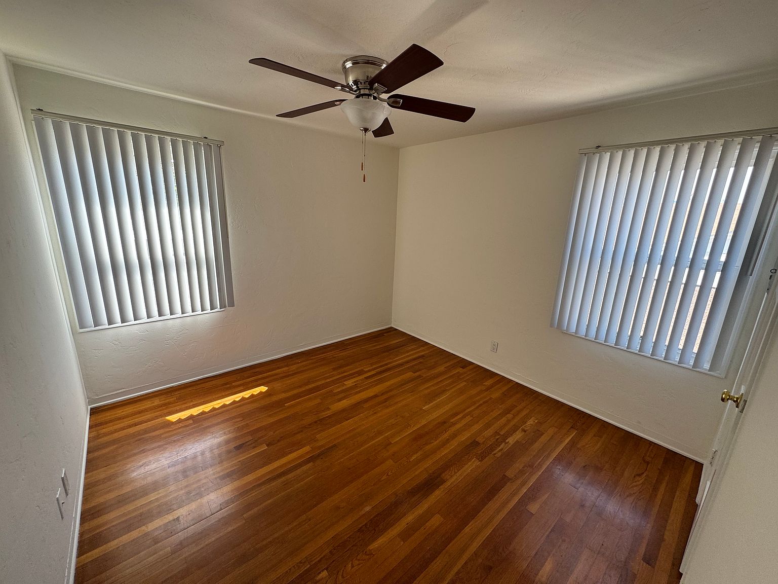 8860 La Mesa Blvd photo 4