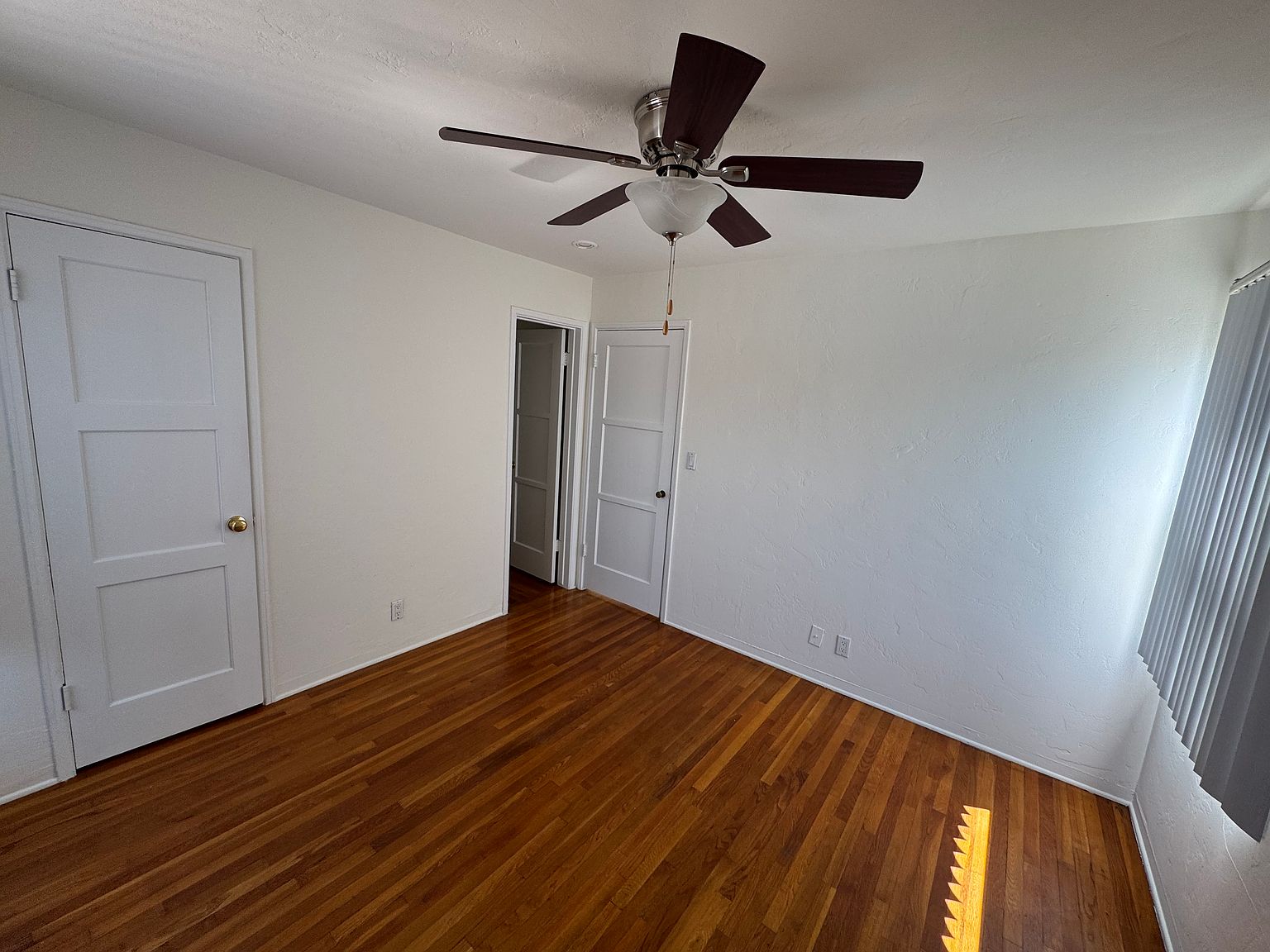 8860 La Mesa Blvd photo 3