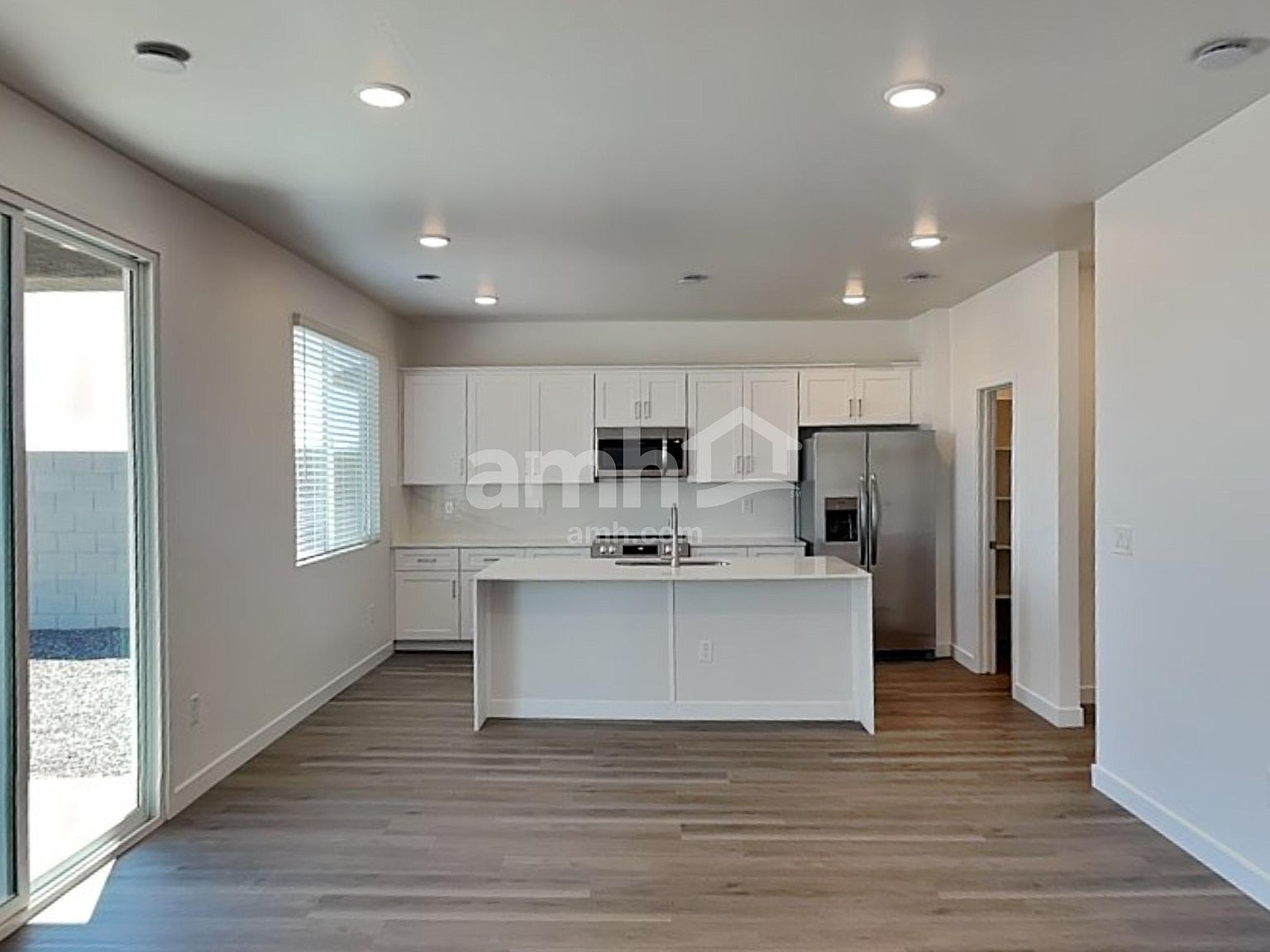 4415 S 97th Dr photo 4