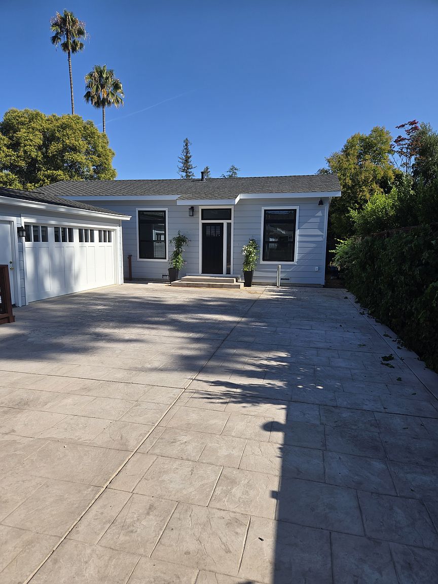 16705 Shannon Rd photo 2