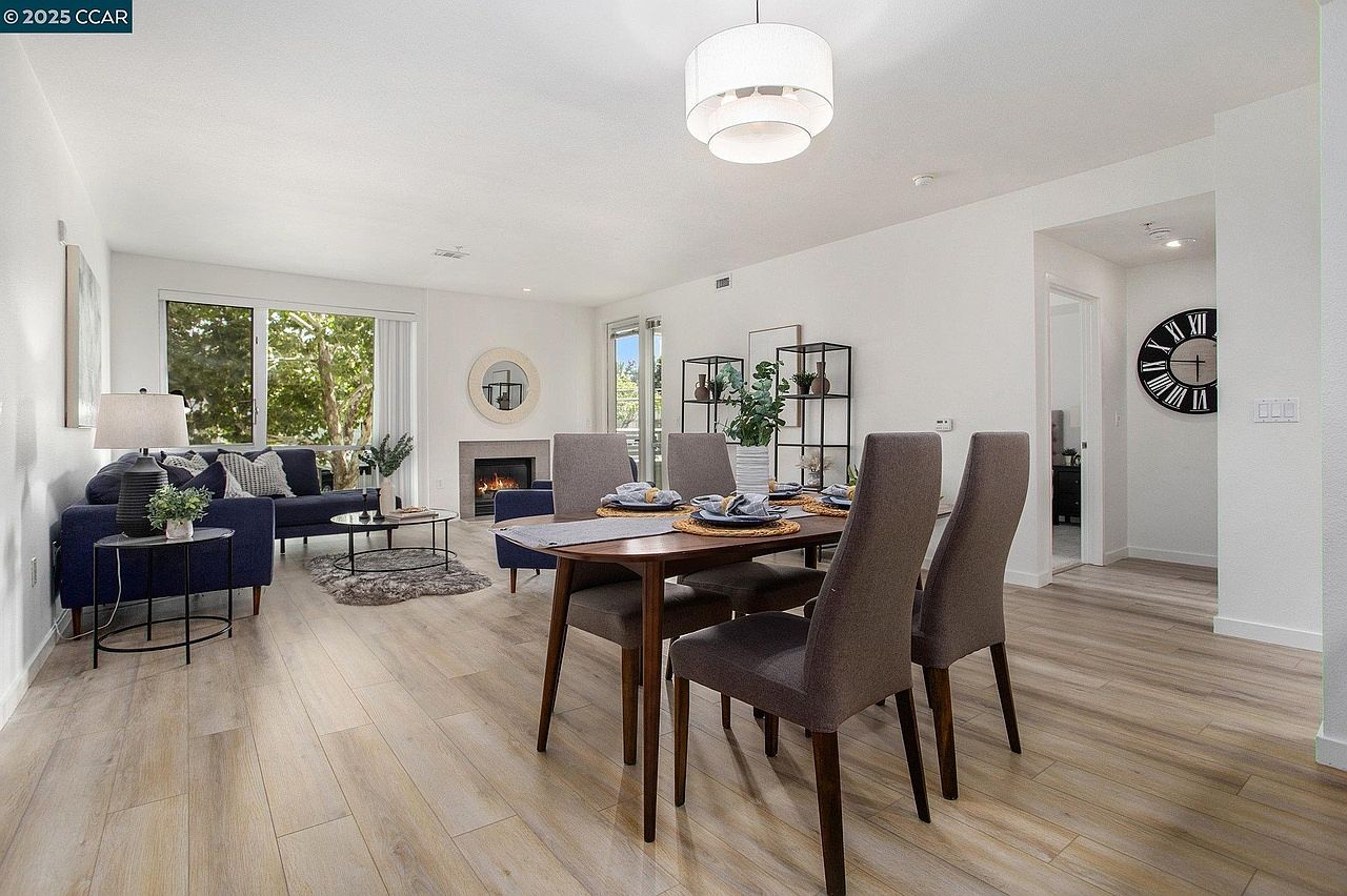 1655 N California Blvd photo 4