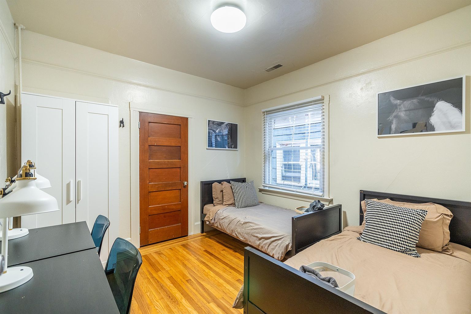 2427 Ellsworth - 3A photo 3