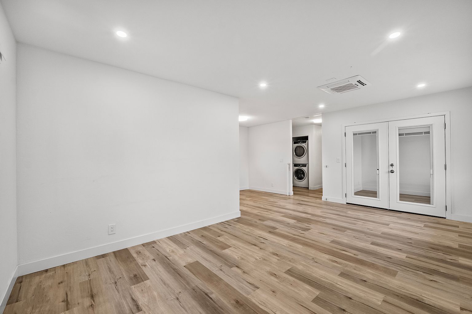 10262 Terry Way photo 3