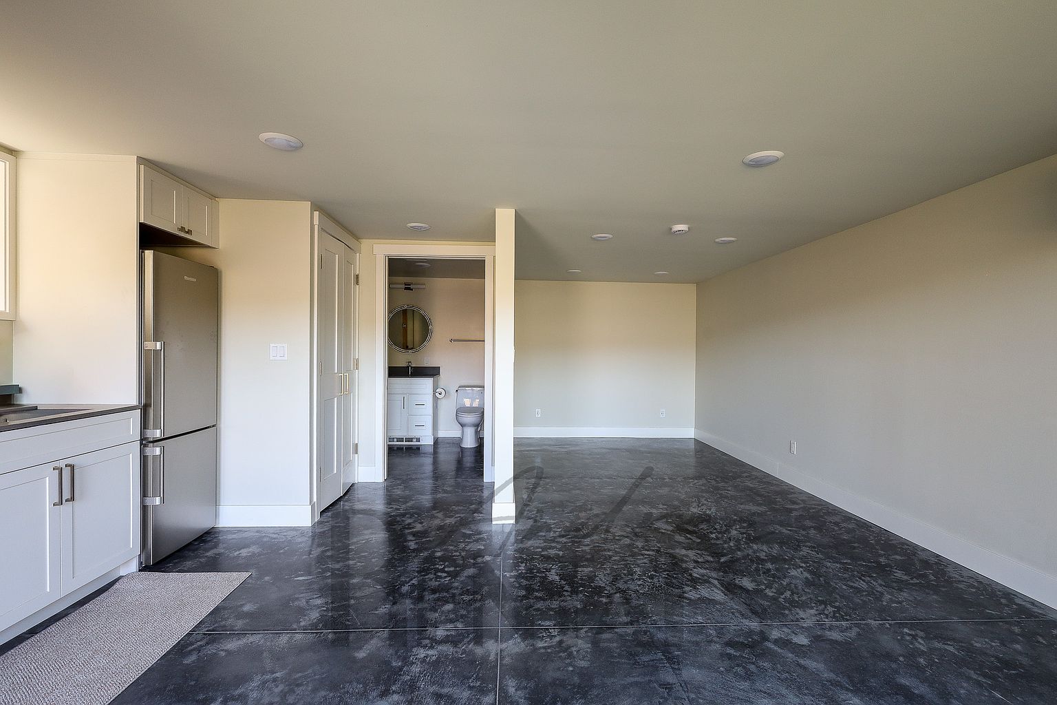 1608 Shasta St photo 2